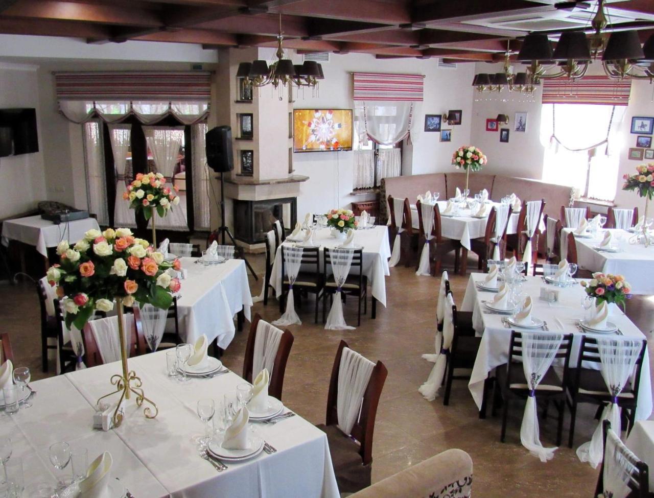 Hotel And Restaurant Complex Lubokray Pereyaslav-Khmelʼnytsʼkyy Exterior foto